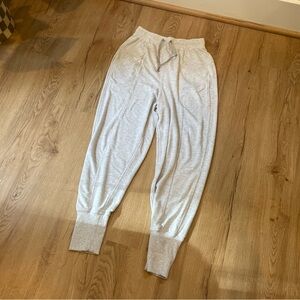 Lululemon Still Chill Jogger Heather Gray Size 2 - 24” waist